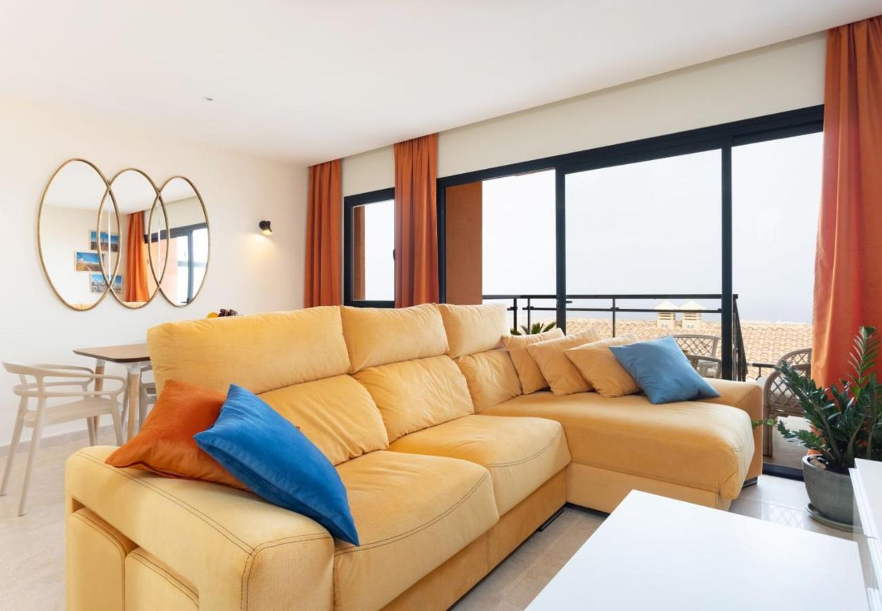 Sunny Castillo Apartment コスタ・デ・アンティグア エクステリア 写真